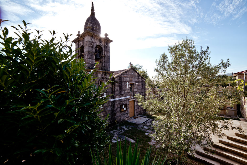 Boiro Turismo - Igrexa parroquial de San Xoán de Macenda