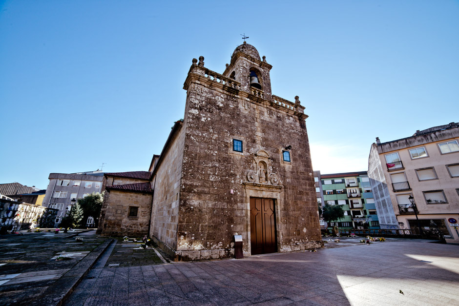 Boiro Turismo - Iglesia parroquial de Sta. Baia de Boiro